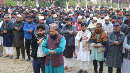 রাজশাহীতে ওসমান হাদির গায়েবানা জানাজা অনুষ্ঠিত