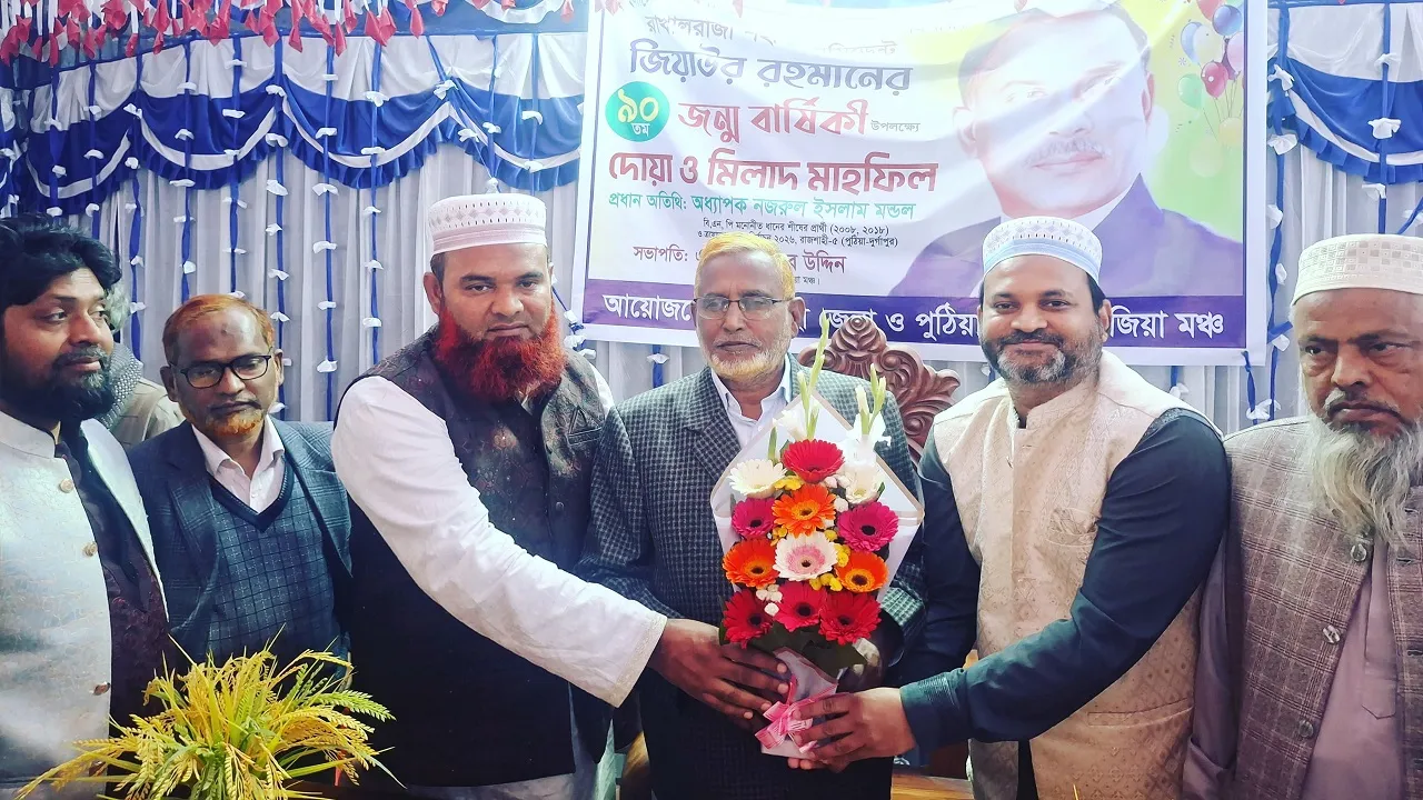ভোটের লড়াই শেষে ধানের শীষের এমপিকে ফুলেল শুভেচ্ছা জামায়াত প্রার্থীর