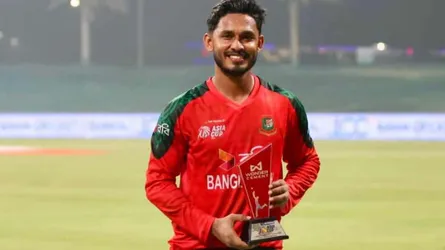 শক্তি বাড়াচ্ছে রাজশাহী, দলে ভেড়ালো তামিমকে