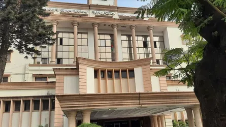 প্লট ফ্ল্যাট হস্তান্তরে আর রাজউক হাউজিংয়ের অনুমতি লাগবে না