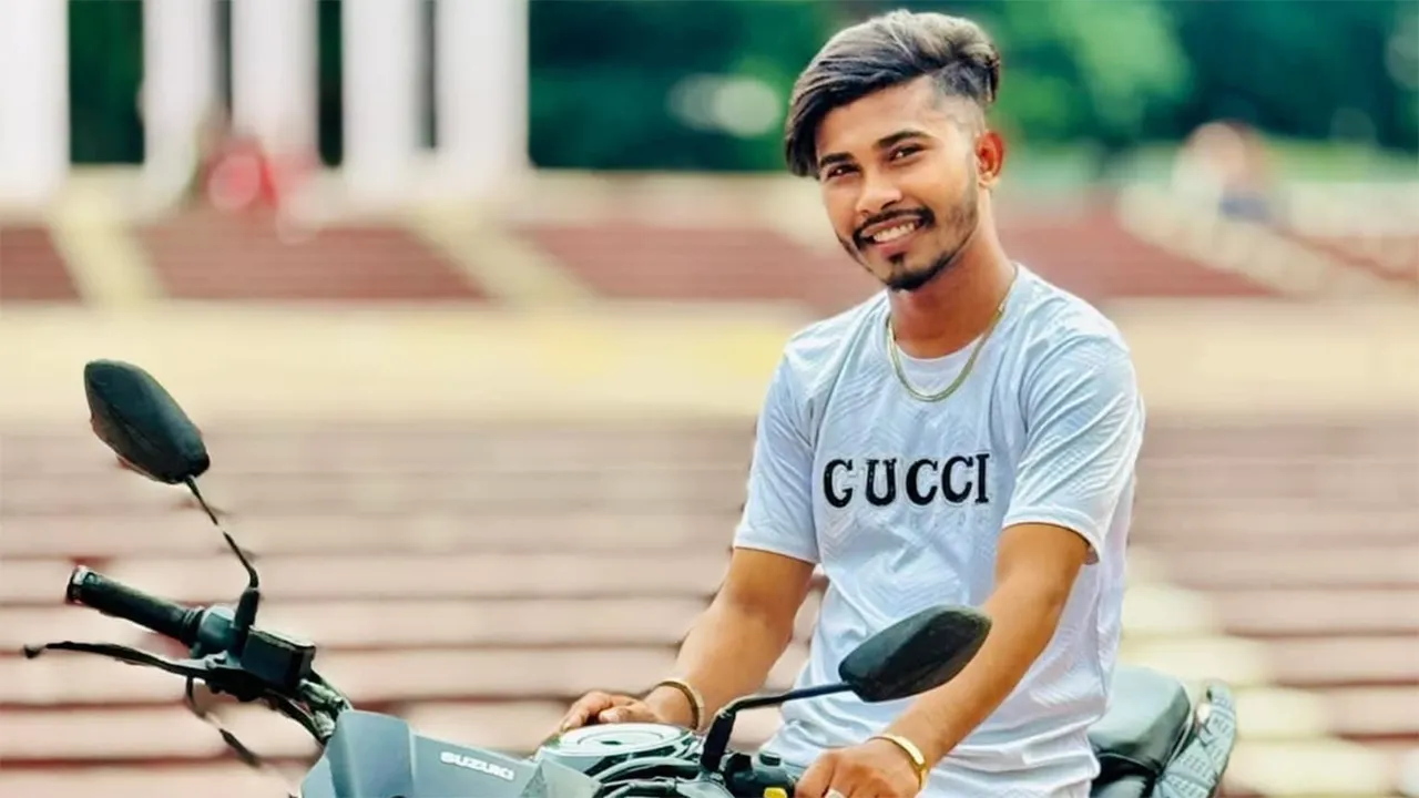 শহীদ মিনারে গুলি ও ছুরিকাঘাতে যুবক নিহত