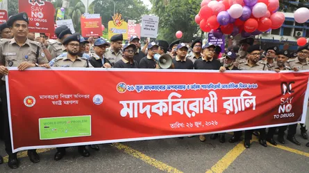 রাজধানীতে মাদকবিরোধী দিবসে বর্ণাঢ্য র‌্যালি