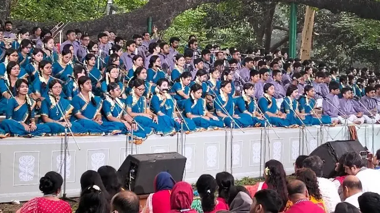রমনার বটমূলে ছায়ানটের বর্ষবরণ