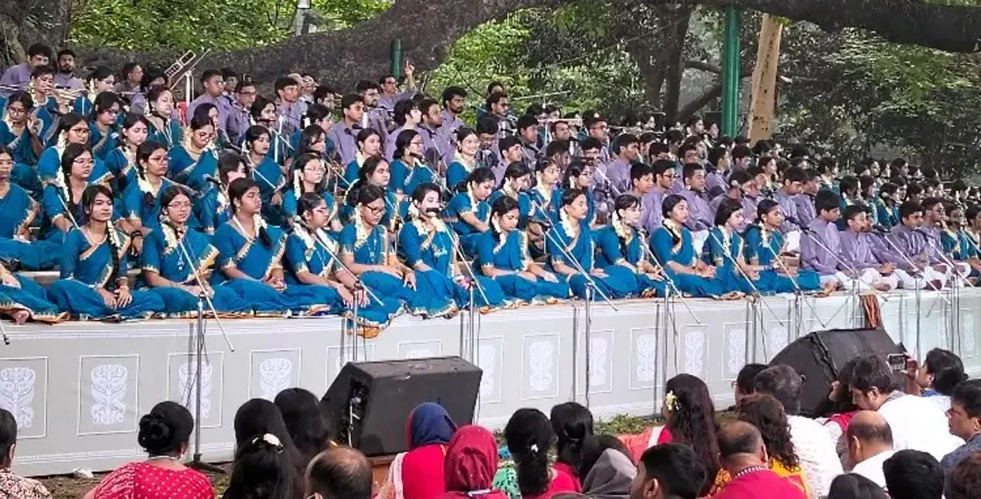 রমনার বটমূলে ছায়ানটের বর্ষবরণ