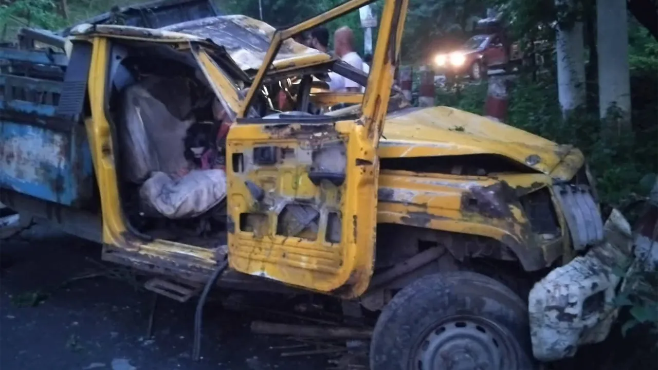 রাঙ্গামাটিতে পিকআপ উল্টে ৪ জন নিহত