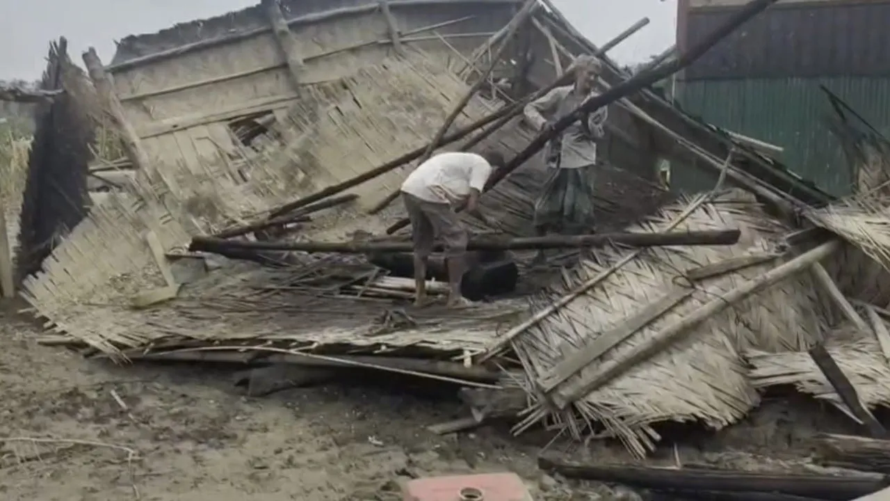 পানি নামতেই রাঙ্গামাটির ৩ উপজেলায় প্রকাশ হচ্ছে ধ্বংসস্তূপ