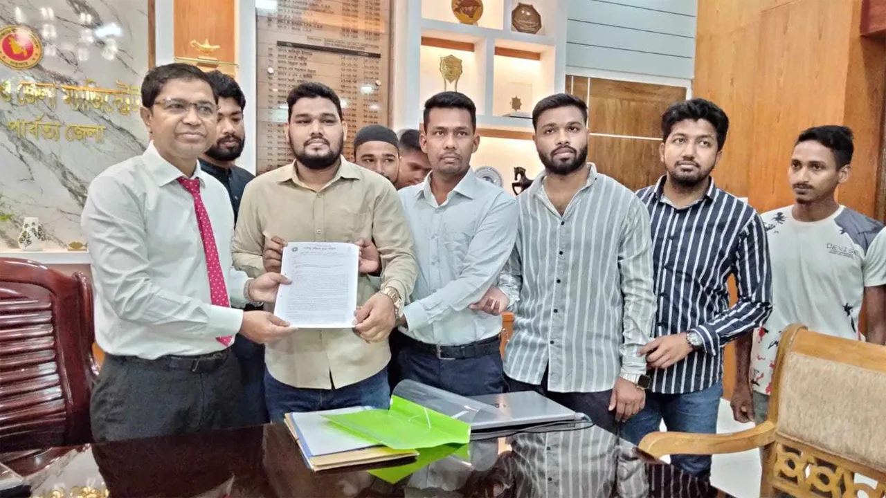 ‘আদিবাসী স্বীকৃতির দাবি দেশবিরোধী ষড়যন্ত্র’