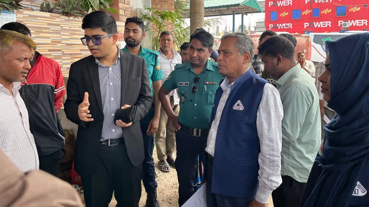 রংপুরে দুই পেট্রোল পাম্পকে ৫৫ হাজার টাকা জরিমানা