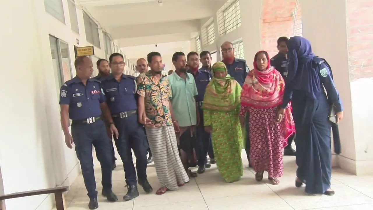 রংপুরে ইরানি দম্পতির সর্বস্ব ছিনতাইয়ের ঘটনায় আটক ৪ ব্যক্তি কারাগারে