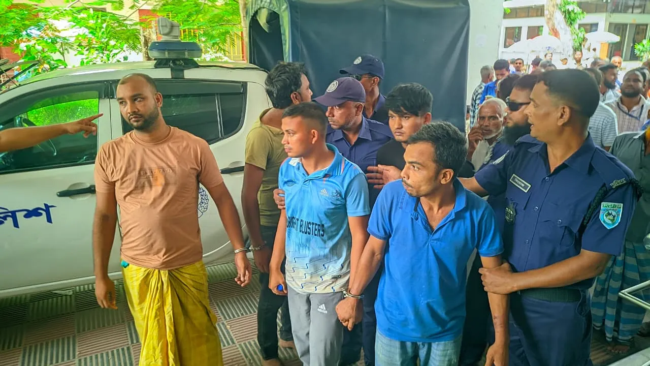 রংপুরে হিন্দুদের বাড়িঘরে হামলা-ভাংচুর : গ্রেফতার ৫ জন ২ দিনের রিমান্ডে
