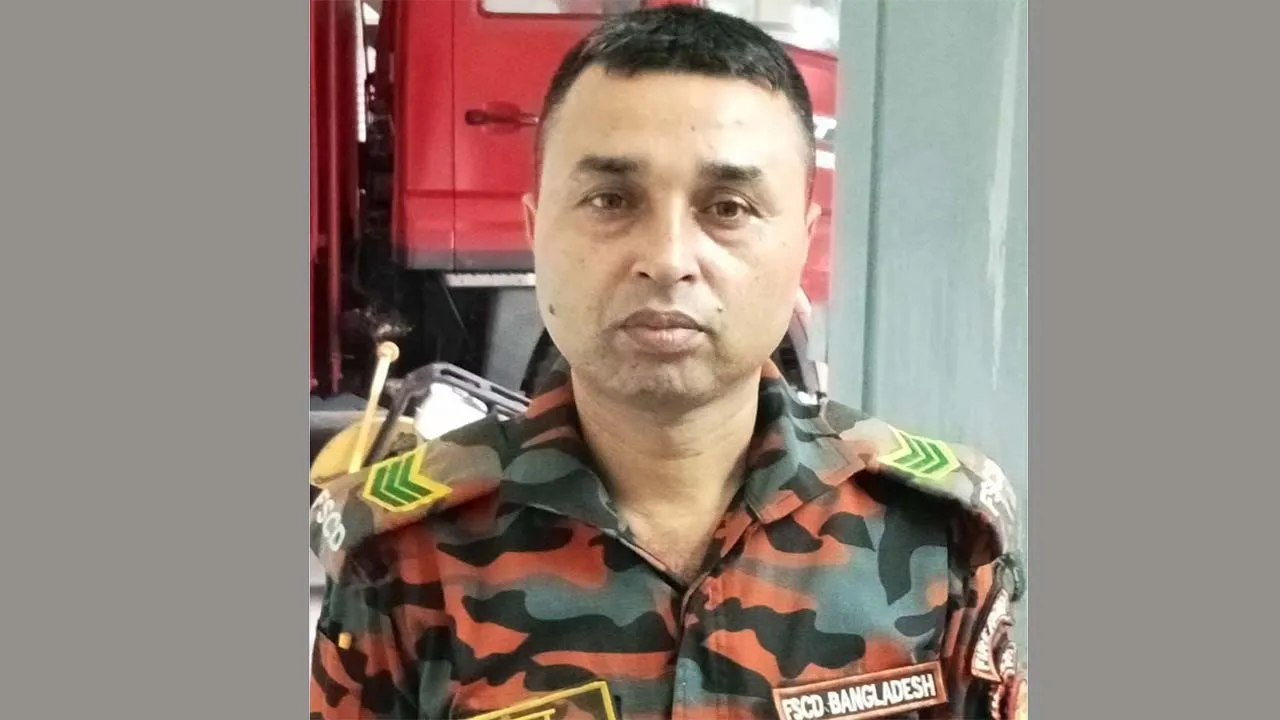 ভালুকায় জাম গাছ থেকে পড়ে ফায়ার সার্ভিস কর্মীর মৃত্যু
