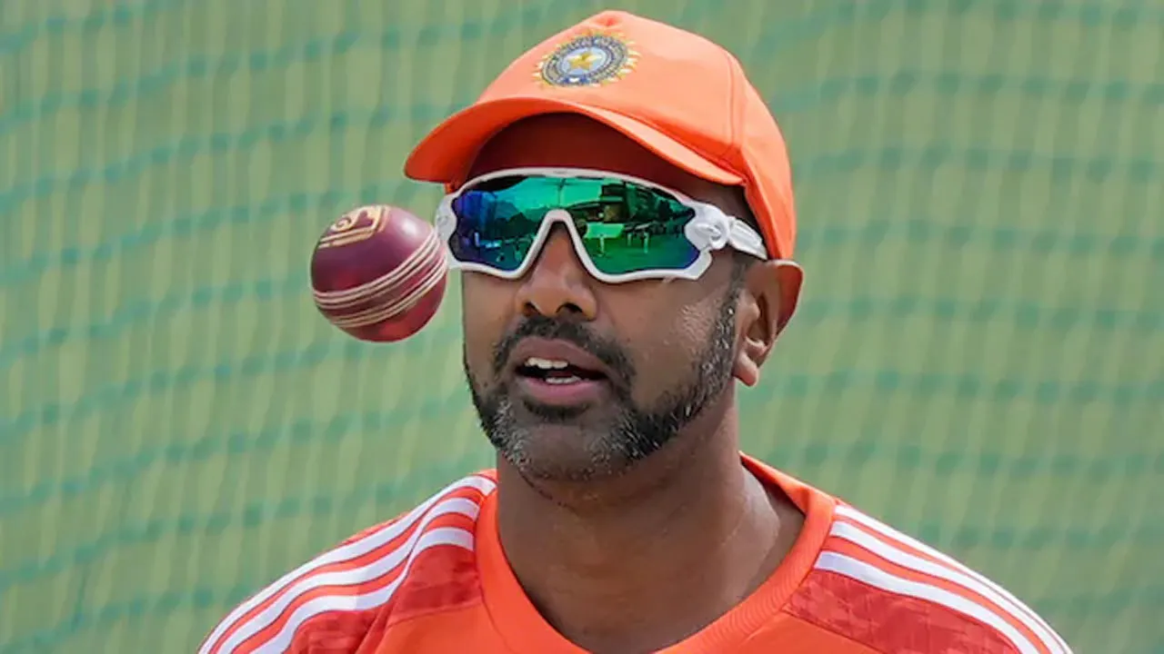 আশ্বিনের বিরুদ্ধে বল বিকৃতির অভিযোগ