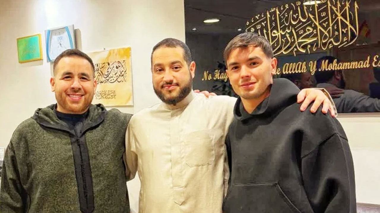 Real-Madrid-star-Diaz-converts-to-Islam