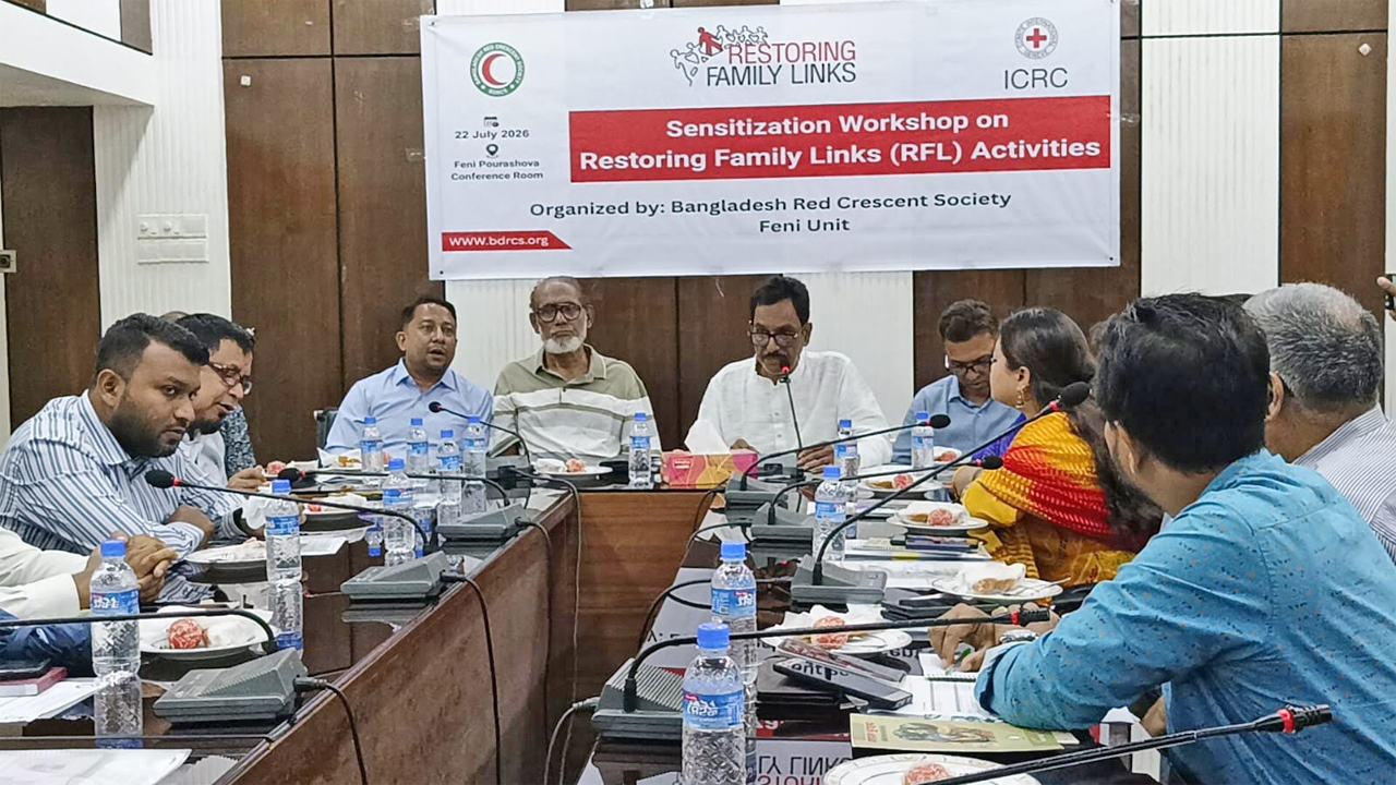 Red-Crescent-training-workshop-to-restore-family-ties-in-Feni
