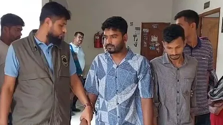 প্রধানমন্ত্রীর কার্যালয়ের রেড টেলিফোনের তার চুরি : দুইজন রিমান্ডে