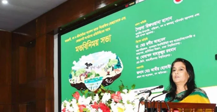 অসহায় মানুষ ও প্রাণীর পাশে দাঁড়ানোই প্রকৃত মানবিকতা