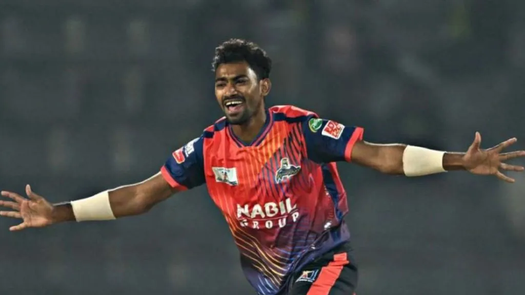 চলতি বিপিএলে তৃতীয় বোলার হিসেবে রিপনের হ্যাটট্রিক
