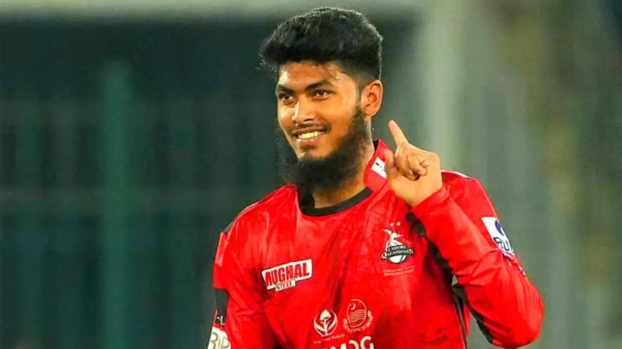 সাকিব, মিরাজের সাথে লাহোরে যোগ দিলেন রিশাদ