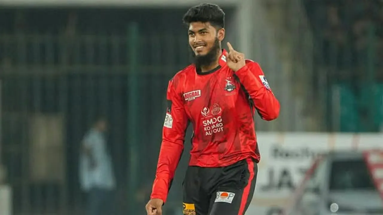 প্রথম বাংলাদেশী হিসেবে এসএ টোয়েন্টিতে খেলবেন রিশাদ