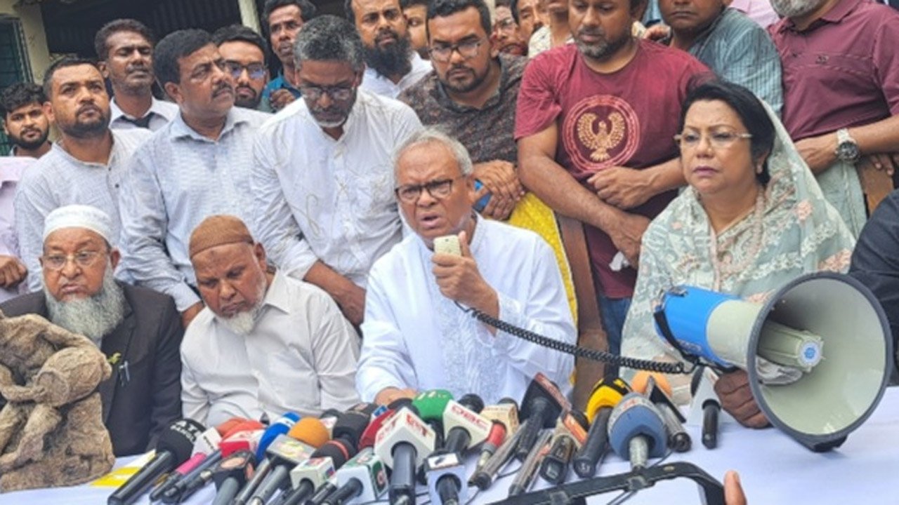 আইনগতভাবে অন্তর্বর্তী সরকারের কোনো ভিত্তি নেই : রুহুল কবির রিজভী