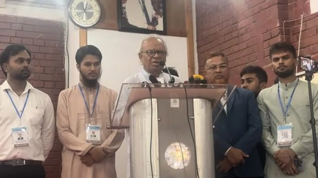 জুলাই সনদের বিষয়ে আলোচনা করে সিদ্ধান্তে আসা উচিত : রিজভী