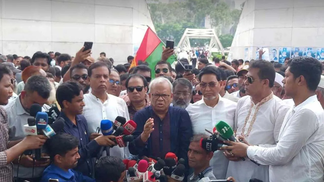 রক্তের দাগ এখনো শুকায়নি, আ’লীগের সাথে কোনো আঁতাত নেই
