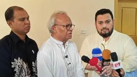 হাসপাতালে ভিড় না করে নিজ নিজ অবস্থান থেকে দোয়ার আহ্বান রিজভীর