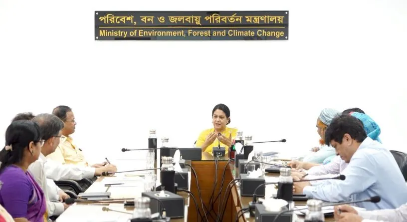 পরিবেশ রক্ষায় ইতিবাচক মানসিকতা নিয়ে কাজ করতে হবে