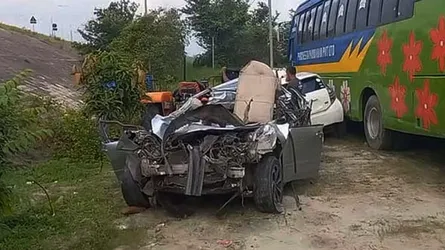 এক দশক পরে দেশে ফিরলেও বাড়ি পৌঁছা হলো না আরিফের