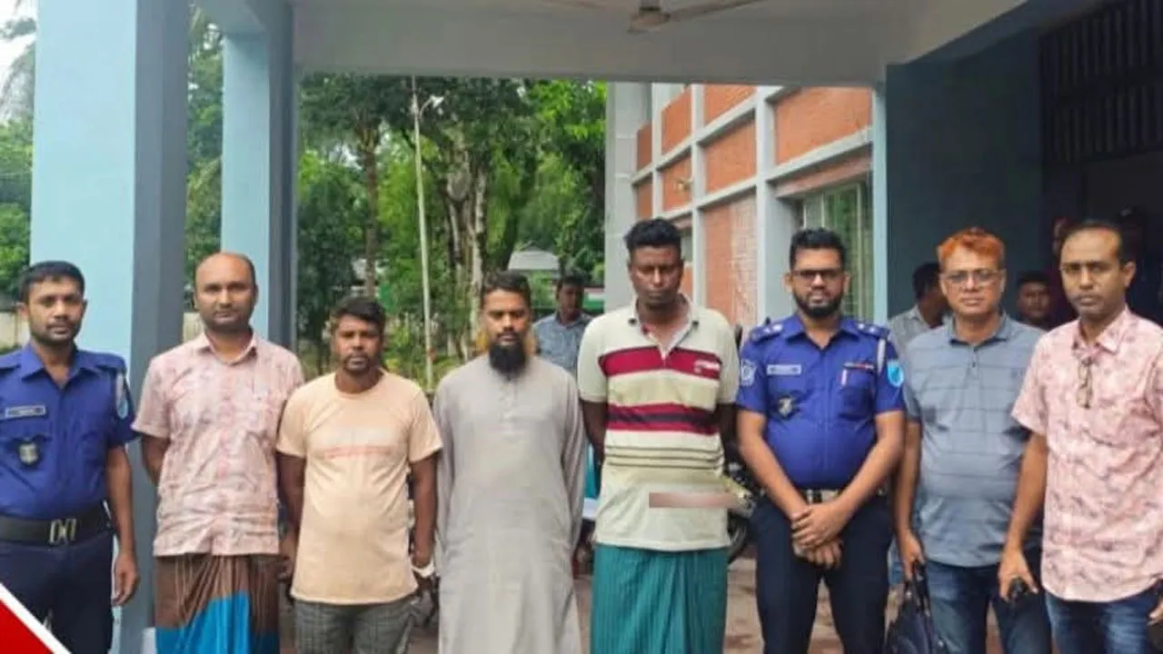ভাঙ্গায় ৪ ডাকাত গ্রেফতার, একজনের পেশা শিক্ষকতা