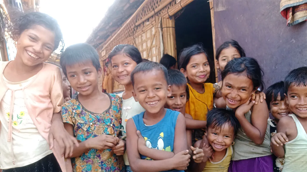 অনুদান সংকটে বন্ধ হচ্ছে রোহিঙ্গা শিশুদের স্কুল, হুমকির মুখে একটি প্রজন্মের ভবিষ্যৎ