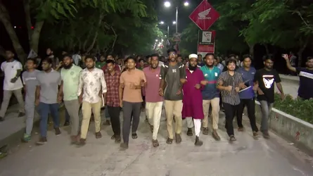ম্যানেজিং কমিটির হাতে শিক্ষক নিয়োগের ক্ষমতা দেয়ার প্রতিবাদে উত্তাল রোকেয়া বিশ্ববিদ্যালয়