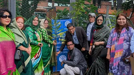 সবুজ ক্যাম্পাসের লক্ষ্যে রয়েল ইউনিভার্সিটিতে বৃক্ষরোপণ কর্মসূচি