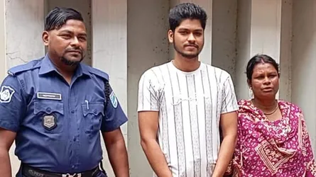 রূপগঞ্জে শিক্ষিকার ওপর হামলা ও শ্লীলতাহানী, মা-ছেলে গ্রেফতার