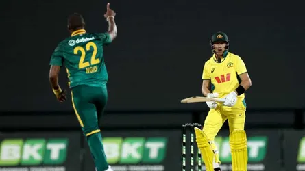 অস্ট্রেলিয়াকে লজ্জায় ডুবালো দক্ষিণ আফ্রিকা