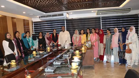 ঋণ সহজীকরণ ও পণ্য প্রদর্শনীর ব্যবস্থা করার আশ্বাস সিসিক প্রশাসকের