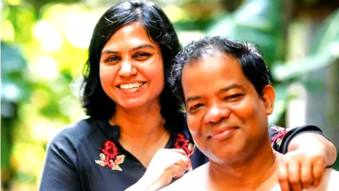 মায়ের জানাজায় অংশ নিতে প্যারোলে মুক্তি পেলেন সাংবাদিক দম্পতি রুপা-শাকিল