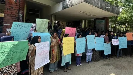 বহিষ্কারাদেশ প্রত্যাহারে ক্লাস-পরীক্ষা বর্জনের ঘোষণা শাবিপ্রবি শিক্ষার্থীদের
