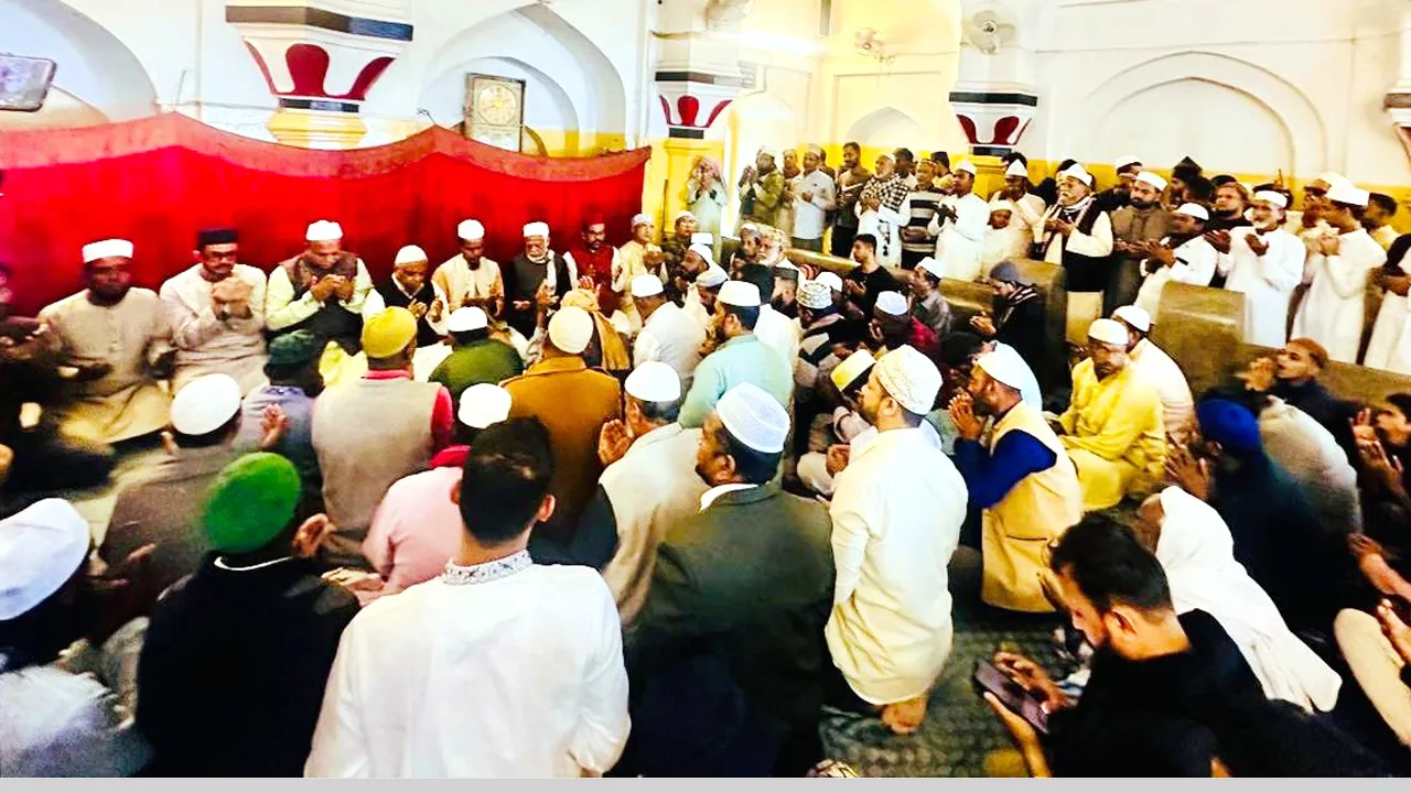 খালেদা জিয়ার সুস্থতা কামনায় সিলেটে বিএনপির দোয়া মাহফিল