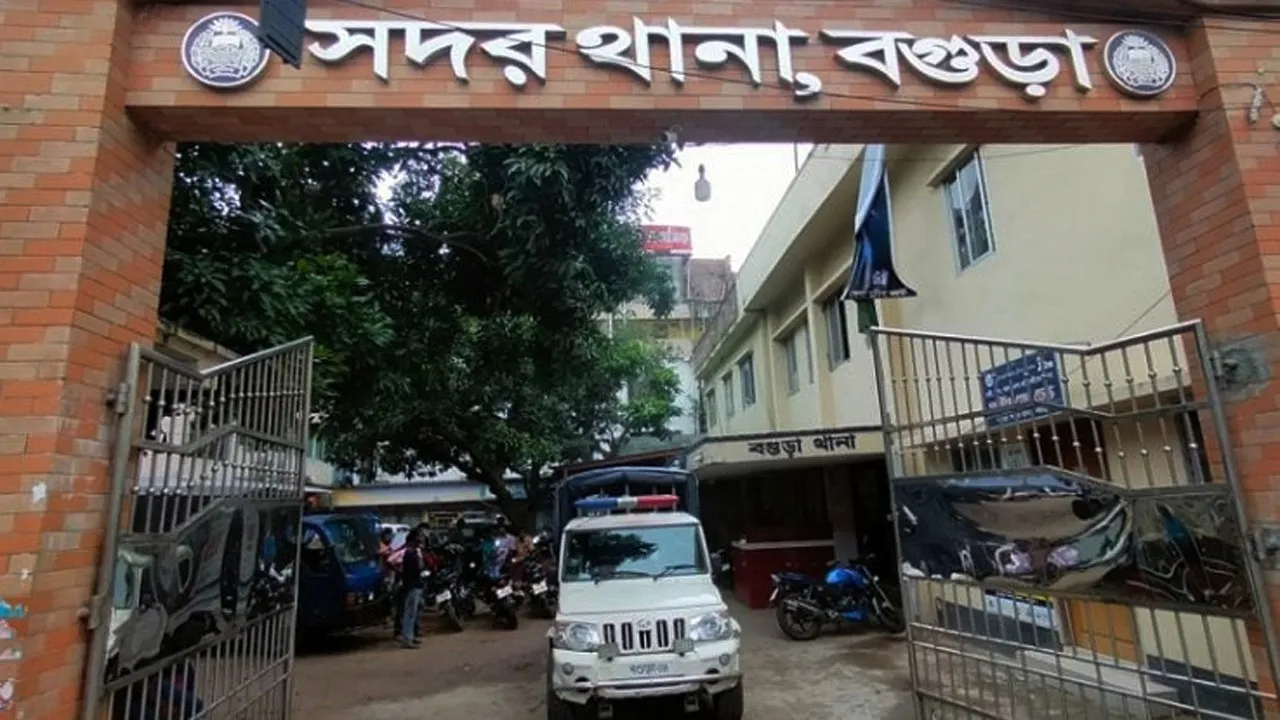 বগুড়ায় হিটস্ট্রোকে রিকশাচালকের মৃত্যু
