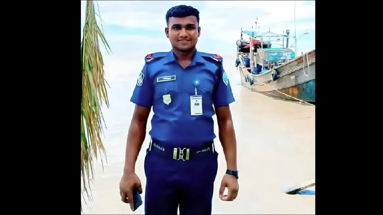 হাতিয়ায় ট্রলার ডুবির ঘটনায় পুলিশ সদস্যের লাশ উদ্ধার, নিখোঁজ ১
