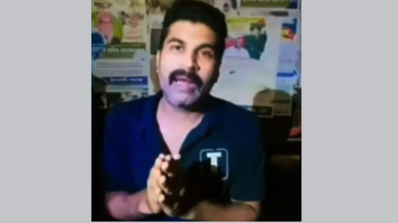 নারায়ণগঞ্জে স্বেচ্ছাসেবক লীগ নেতাকে গণপিটুনি দিয়ে পুলিশে সোপর্দ