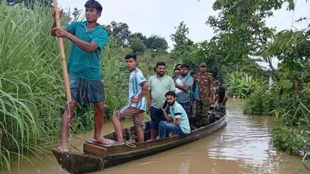 সেনাবাহিনীর সহায়তায় সাজেক ছাড়লেন আরো ৩১১ পর্যটক