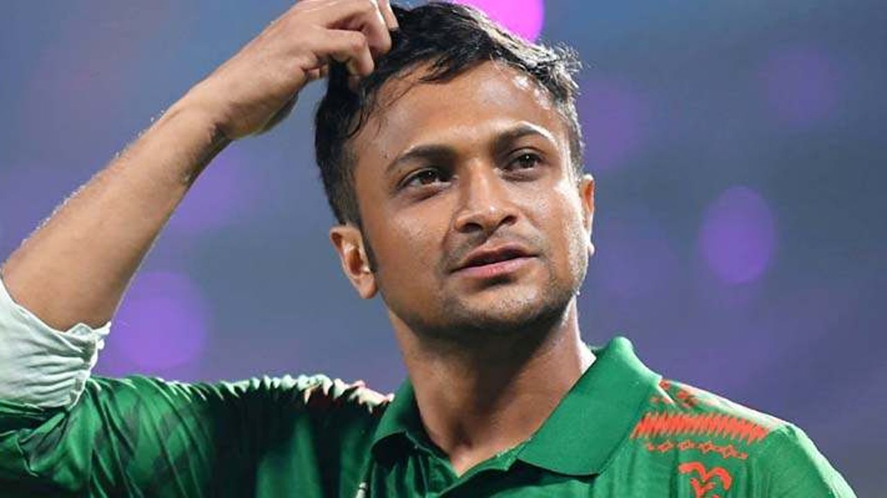 পিএসএলে যাবার আগে বড় জরিমানার মুখে সাকিব
