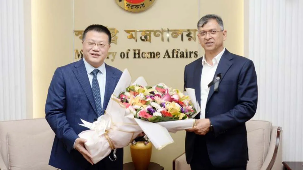 বাংলাদেশে আরো বেশি হারে চীনা বিনিয়োগের আহ্বান স্বরাষ্ট্রমন্ত্রীর