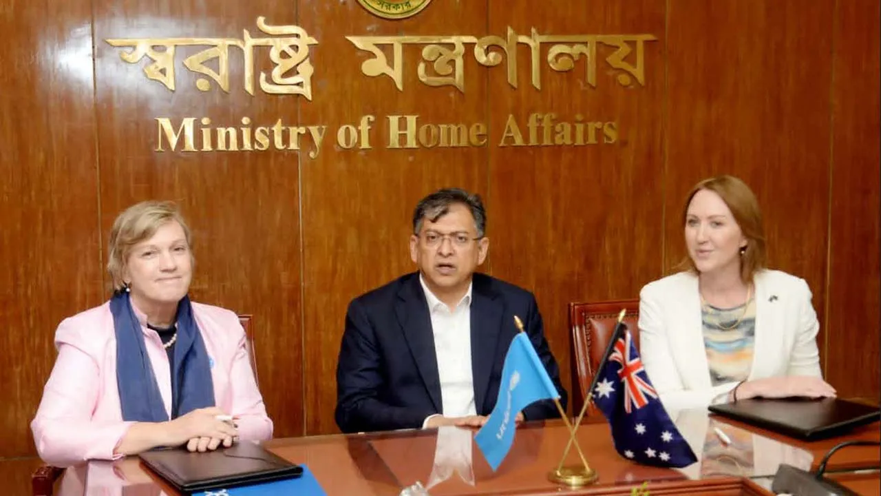 রোহিঙ্গা জনগোষ্ঠীর জন্য মানবিক সহায়তা সংক্রান্ত চুক্তি স্বাক্ষর