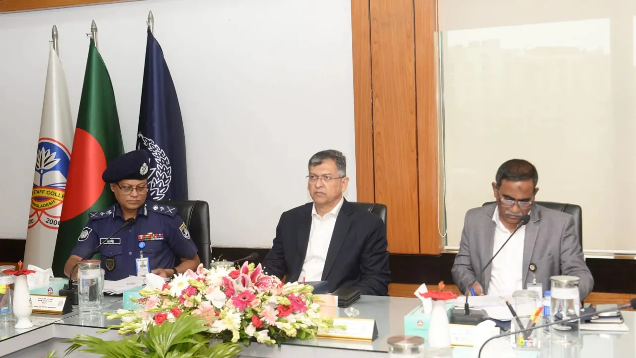 পুলিশের সক্ষমতা বাড়াতে পূর্ণাঙ্গ সাইবার সিকিউরিটি ইউনিট গঠন করা হবে : স্বরাষ্ট্রমন্ত্রী