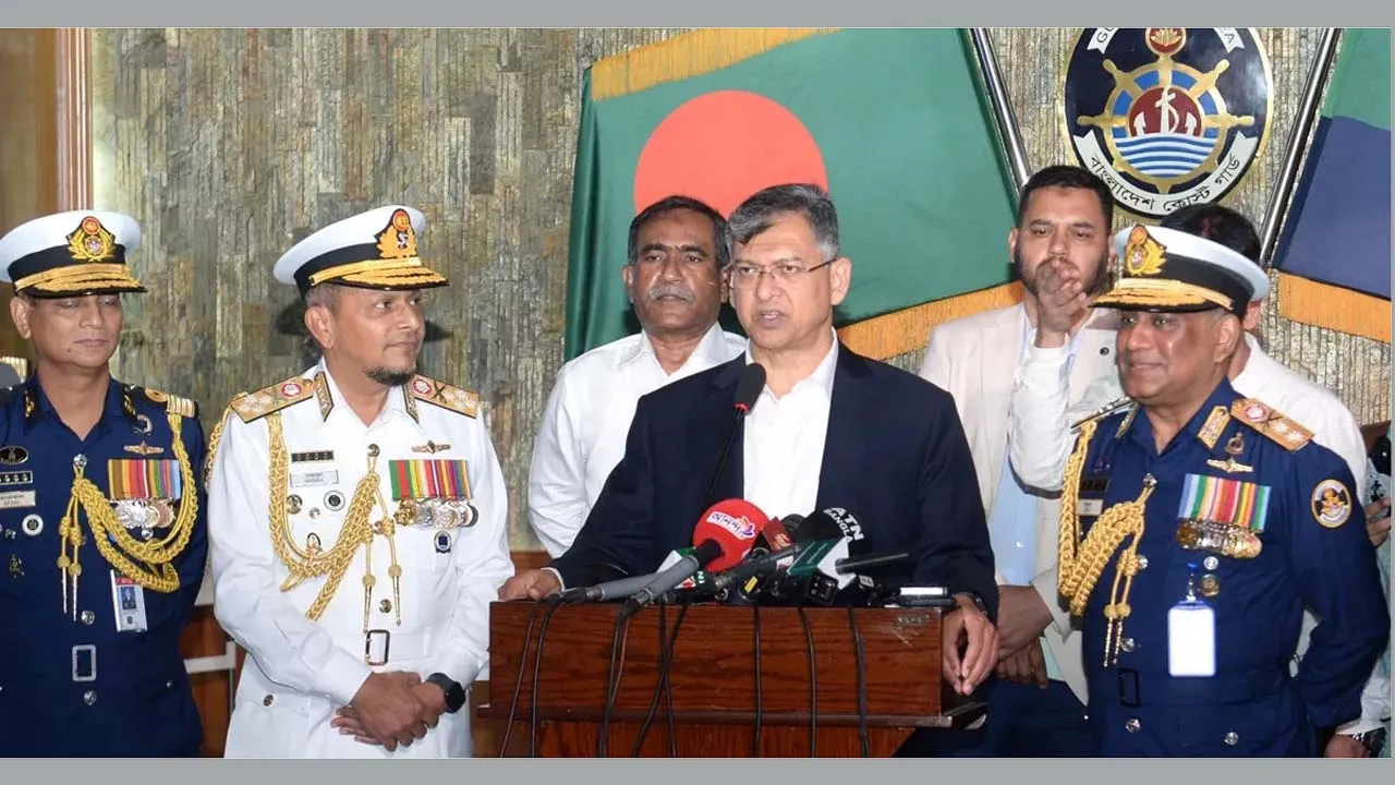কোস্ট গার্ডের জনবল দ্বিগুণ করার সিদ্ধান্ত নেয়া হয়েছে : স্বরাষ্ট্রমন্ত্রী