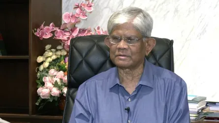 ঈদের দীর্ঘ ছুটিতে অর্থনীতি স্থবির হবে না : অর্থ উপদেষ্টা