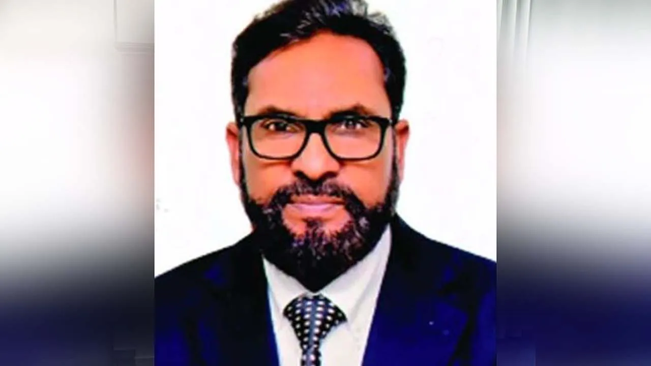 ইডিসিএলের এমডি সামাদের দেশত্যাগে নিষেধাজ্ঞা